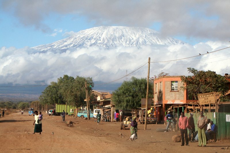 Kimana-Kilmanjaro