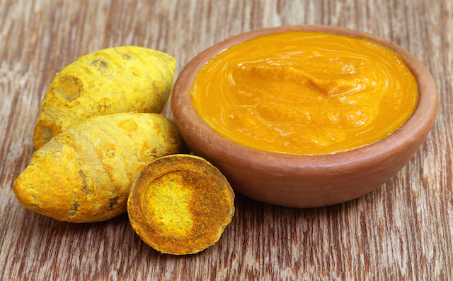 An Easy and Simple East-African Curry Paste Recipe, with the main ingredients of this recipe being ginger and chilli peppers