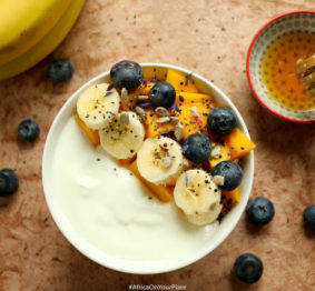Mango+&+Banana+Yogurt+Breakfast+Bowl