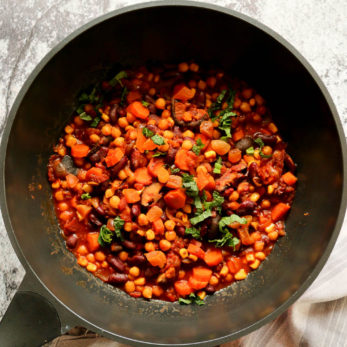 vegan-african-chili-garbanzo-beans-recipe